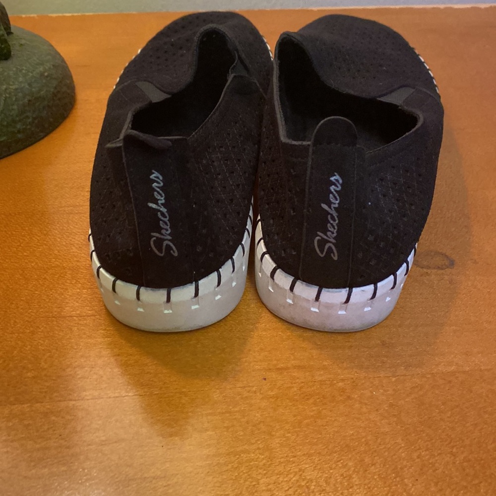 Womens flat - Picture 3 of 5